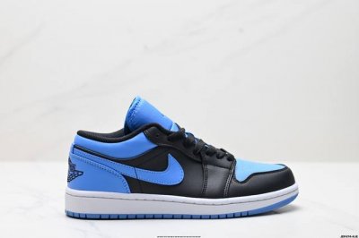 真标Nike Air Jordan 1 Low Aj1乔1低帮休闲板鞋 同步官方配色 官方货号:Cz4776-107 Size:36 36.5 37.5 38