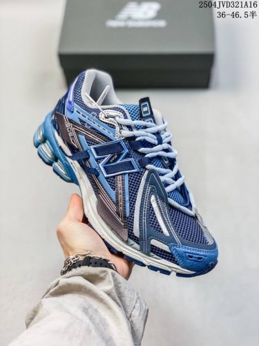 New Balance M1906系列 复古单品宝藏老爹鞋款 纯原版本 复古元素叠加 质感超级棒 楦版型材料细节做工精细 作为Nb最经典的档案鞋型之一 与 2一