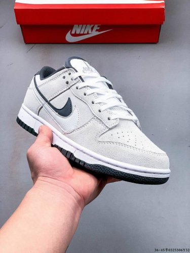 220 nike Dunk Sb Low耐克 低帮滑板鞋 纯原生产线！头层带芯片！打造市面Dunk Sb系列标杆！ 全套原厂纸板，原楦头，唯一越南进口贝利皮！一
