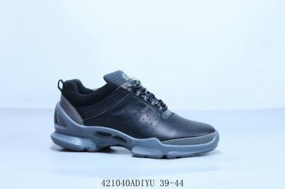 Ecco爱步 莞产纯原 爱步皮鞋配备原盒三件套 防尘纸 防尘袋 广东纯原 全头层牛皮 质感 清晰单 鞋面采用进口牛皮 艺 高端时尚 简约大气 休闲时尚 原单品质