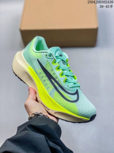真标耐克Nike Zoom Vomero 5 马拉松复古跑五代休闲运动慢跑鞋 货号:Bv1358-002 码数:36 36.5 37.5 38 38.5 39