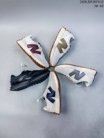 真标 Nb 新百伦 New Balance 327系列复古休闲运动慢跑鞋时尚男女运动鞋 以更纯粹的复古风格设计打造的全新造型 侧身还以解构设计，将 N 字标志以