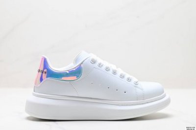真标意大利高奢品牌Alexander Mcqueen亚历山大 麦昆 Sole Leather Sneakers低帮时装厚底休闲运动小白鞋 货号:553770 W
