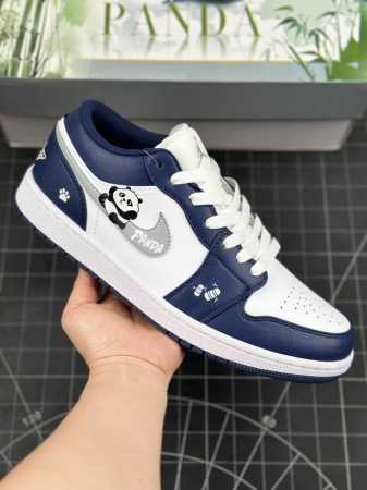 Jordan Air Jordan 1 嘟嘴熊猫 星之禾 特殊手绘 复古文化休闲运动篮球鞋 官方原版原盒 双重盒中盒 该定制球鞋选用原鞋为Jordan Air - 点击图像关闭