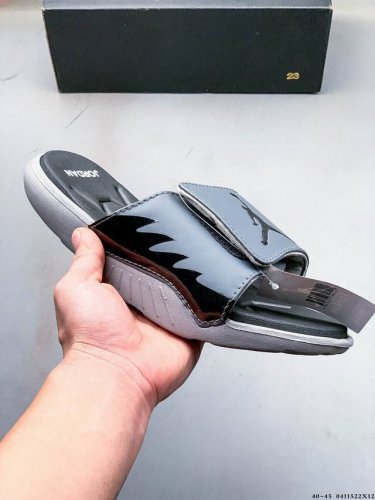 Air Jordan 乔丹 经典魔术贴百搭休闲凉拖鞋 0411522X12