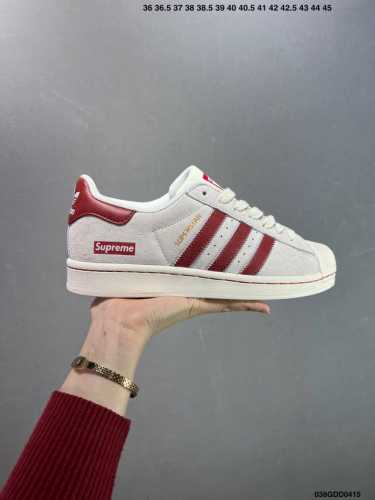 公司级Ad Originals Superstar 经典复古贝壳头板鞋 J p9310 诞生于1969年 是第一双将全皮面鞋 身与橡胶鞋头结合在一起的低帮篮球鞋