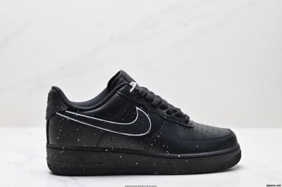 公司级Nike Air Force 1‘07 Lv8 原楦头原纸板 打造纯正低帮空军版型 专注外贸渠道 全掌内置蜂窝气垫 原盒配件 原厂中底钢印、拉帮完美 货号