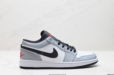 真标nike Air Jordan 1 Low Aj1乔1低帮休闲板鞋 同步官方配色 官方货号:Dc0774-105 Size:36 36.5 37.5 38