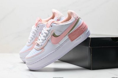 真标耐克Nike Wmns Air Force 1 Shadow全新少女系解构主义设计 马卡龙空军一号轻量增高低帮百搭板鞋 为经典设计注入玩味元素 分层结构、加