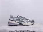 公司级耐克nike V2K Run跑步鞋复古风潮 网面透气运动鞋 灰银紧致的鞋面材质提供良好的包裹性鞋侧 Swoosh以及鞋头部分搭配增添不少亮点的镀铬细节鞋垫