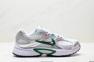 公司级Nike V5 Rnr 耐克 舒适百搭防滑耐磨 低帮休闲鞋 鞋面是大网孔设计 透气性超强 夏天穿完全不会闷脚 特别适合现在这种天气 中底是泡棉材质 脚感特