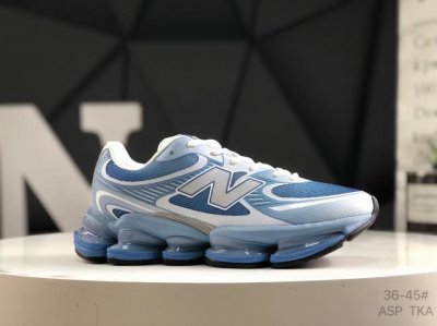 新百伦 New Balance Nb U 0pbb 跑步鞋 此复刻经典鞋款 加入当下大热的户外元素 以曾经篮球鞋款型式样加以打造鞋款造型 编织鞋带以及加强稳固鞋