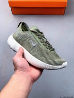 公司级 耐克 Nike Free 2025 新款轻便缓震透气训练跑鞋 全新上市的 Nike Free 2025 采用经典的黑白配色 展现简约而充满动感的风格 鞋