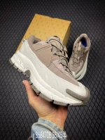b 耐克Nike Zoom Vomero Roam 5 Roam 复古跑五代休闲运动慢跑鞋 简洁设计 功能性强 防水防撕裂鞋面 鞋带也改成了束绳设计 上脚机能风