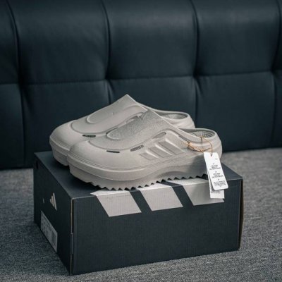 核心私 Adidas Ozwave Clog稳定缓震回弹厚底老爹拖鞋 货号：Jr6760 尺码：36 37 37.5 38 38.5 39 40 40.5 41
