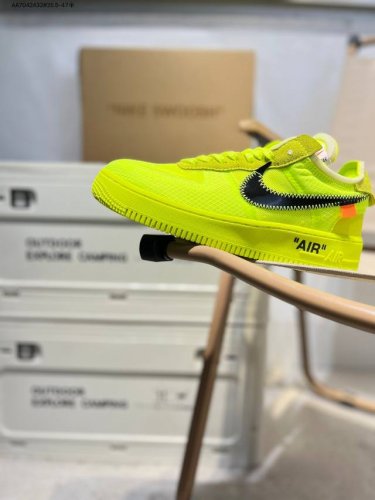 耐克 Nike Air Force 1 '07空军一号 百搭休闲运动板鞋 柔软 弹性十足的缓震性能和出色的中底设计 横跨复古与现代的外型结合 造就出风靡全球三十