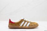 真标Gucci X Adidas Originals Gazelle Indoor 三叶草休闲防滑耐磨低帮板鞋 官方货号:726487 Aaa43 9547 尺