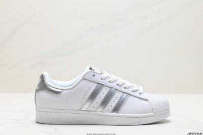 真标阿迪达斯adidas三叶草 Originals Superstar贝壳头系列低帮经典百搭休闲运动板鞋 货号:S79208 尺码:36 36.5 37 38
