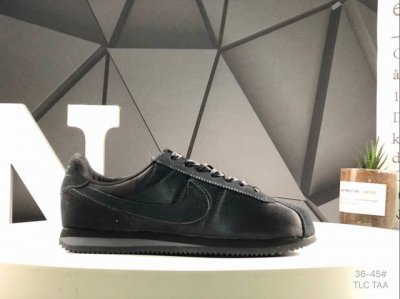 130 耐克Nike Classic Cortez Nylon 阿甘 完美楦型 Eva轻量缓震材质 采用最新改良独立三层模具版本 采用二次发泡Eva轻量缓震材质