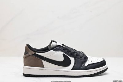 公司级nike Air Jordan 1 Low Aj1乔1低帮休闲板鞋 同步官方配色 原档冲孔鞋头 四线拉帮 鞋舌高弹海绵填充 官方货号:Cz0790-102