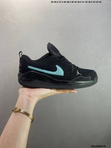 公司级Nike Air Jordan Cmft Era 耐克 舒适简约百搭 耐磨 低帮 生活休闲鞋 货号:Hj6777-100 尺码:36 36.5 37.5
