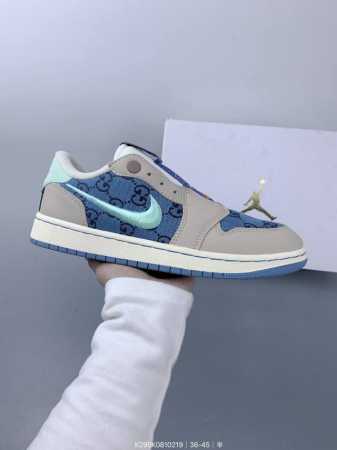 公司级Air Jordan 1 Low Slip Shadow 全新配色 刺绣勾 解构风 乔丹篮球鞋系列 这款特别版采用无鞋带设计 容易穿脱 更有独特刺绣Swo - 点击图像关闭