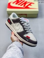 200 公司级耐克Nike Dunk Low 扣篮系列 复古低帮休闲运动滑板板鞋 采用脚感柔软舒适Zoomair气垫 有效吸收滑板等极限运动在落地时带来的冲击力