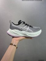 公司级Asics Superblast 舒适百搭防滑耐磨低帮跑步鞋 Asics 亚瑟士 是日本实业家鬼冢喜八郎创立的跑鞋运动品牌 名字想法源自著名的拉丁谚语 A
