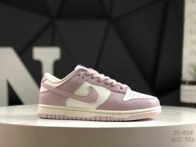 耐克 Nike Dunk Low 低帮 原装头层材料 用料绝不含糊 独家版型蒸馏加工带来的是更好的视觉和脚感体验 清洁度 电绣工艺 皮料切割干净无任何毛边 细节