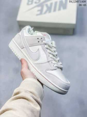 公司级带半码 耐克nike Sb Dunk Low 扣篮系列复古低帮休闲运动滑板板鞋。采用脚感柔软舒适zoomair气垫，有效吸收滑板等极限运动在落地时带来的冲 - 点击图像关闭