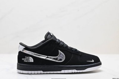 公司级Nk Dunk Low Retro “Diy高端定制” 低帮休闲运动板鞋 原装头层材料 用料绝不含糊 独家版型蒸餾加工帶來的是更好的视觉和脚感体验 清洁度