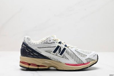 公司级New Balance M1906系列复古单品宝藏老爹鞋款 公司级版本复古元素叠加 质感超级棒 楦版型材料细节做工精细 作为Nb最经典的档案鞋型之一 与2