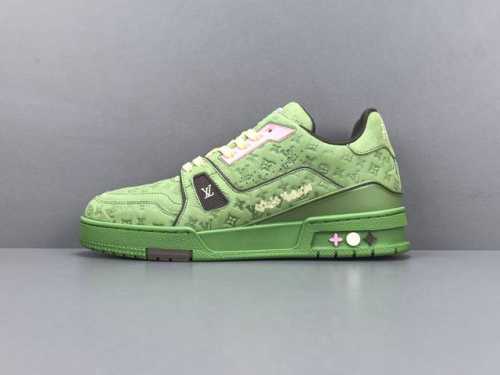 渠道优势 ！ 广州版 驴牌 Lv Trainer 情侣限定系列 休闲 低帮 时尚板鞋 尺码 35 36 37 38 39 40 41 42 43 44 45 男