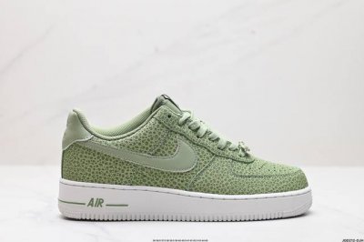公司级nike Air Force 1‘07 Lv8 原楦头原纸板 打造纯正低帮空军版型 专注外贸渠道 全掌内置蜂窝气垫 原盒配件 原厂中底钢印、拉帮完美 货号