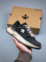 C Descente Dualis 迪桑特都市通勤时尚防滑低帮生活休闲鞋 尺码 40-45