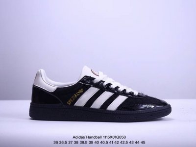 140 Adidas Handball Spezial 阿迪达斯经典款 复古休闲板鞋 全鞋漆皮鞋头 织布鞋面 牛筋耐磨大底 官方货号:Jp7370 尺码:36
