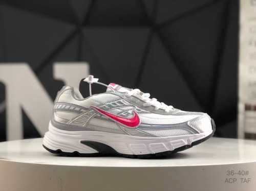 耐克 Nike Initiator Running创始者系列复古老爹鞋休闲运动舒适跑 采用透气网眼鞋面和支撑覆盖层，自然运动设计的phlyon中底用于缓冲，Br