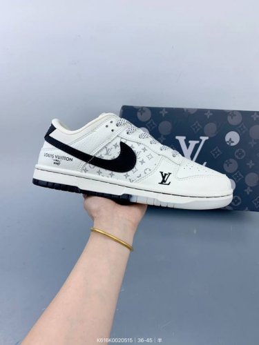 nk Sb Dunk Low 周年高端定制 低帮休闲板鞋 高端定制鞋盒 大厂纯原品质出货 超高清洁度 皮料切割干净无任何毛边 细节完美 Size：如图 编码：K