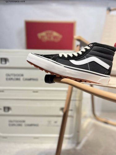 Vanssk8-Low万斯范斯官方 经典复古休闲运动板鞋，高端支线原始硫化工艺，艺术来源于生活成为了Vans美学的个性潮流标志，代表着光和希望，让你变得更加明亮