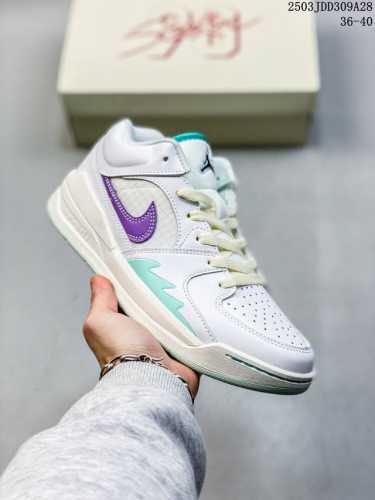 130 air Jordan Stadium 9O Stadium jordan Stadium 90充满了对Tinkerhathield 原创设计的致敬，包括