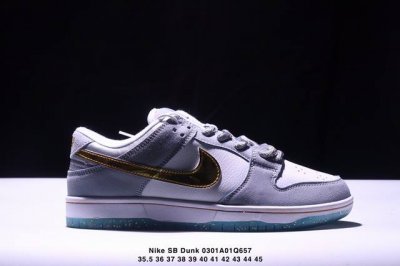 耐克Nike Sb Dunk Low 扣篮系列复古低帮休闲运动滑板板鞋。采用脚感柔软舒适Zoomair气垫，有效吸收滑板等极限运动在落地时带来的冲击力，为街头运