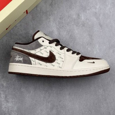 本地330 核心私 air Jordan 1 Retro Low X Stussy 白棕小钩满天星 低帮休闲运动板鞋 官方同步新色 原装级产物 拒绝公底 立体鞋