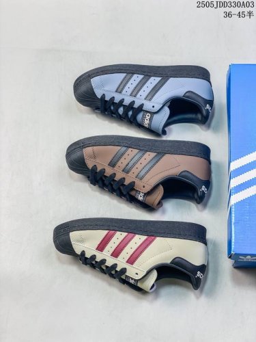 真标阿迪达斯Adidas三叶草 Originals Superstar贝壳头系列低帮经典百搭休闲运动板鞋 货号:Eg4958 尺码:36 36.5 37 38