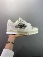 公司级路易威登 Louis Vuitton Lv路易威登板鞋 新款 Lv Trainer最新配色运动鞋 L家 篮球鞋风格运动鞋 该鞋由艺术总监 Virgil A