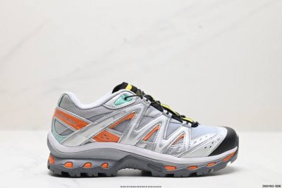公司级salomon Xt-Quest Adv ” Beige “ 萨洛蒙 探索者系列户外越野跑鞋 474789 鞋面采用sensifit贴合技术 全方位贴合包