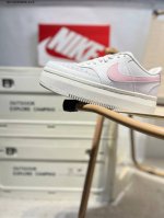 nike Court Vision Altaltr Low 休闲运动板鞋 性价比版本 低帮百搭透气休闲运动板鞋，经典耐用的设计，兼顾舒适脚感和出众风范，演绎匠心