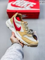 230 耐克Tom Sachs X Nike Craft Mars Yard 2.0 联名宇航员神游太空百搭休闲运动透气慢跑鞋“复古做旧黄红勾”权志龙同款 Aa