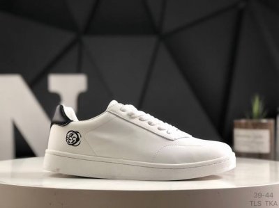 Ecco爱步 广东原版透气 配备原版三件套 防尘纸 高弹大底 全头层牛皮 新款百搭休闲款 纯手工制成 鞋面走线工整 清晰质感 原单品质 拼接运动透气网布 采用E