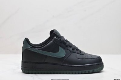 公司级Nike Air Force 1‘07 原楦头原纸板 打造纯正低帮空军版型 专注外贸渠道 全掌内置蜂窝气垫 原盒配件 原厂中底钢印、拉帮完美 官方货号:F