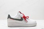 真标耐克Nike Air Force 1“07空军一号低帮百搭休闲运动板鞋。柔软、弹性十足的缓震性能和出色的中底设计，横跨复古与现代的外型结合，造就出风靡全球三